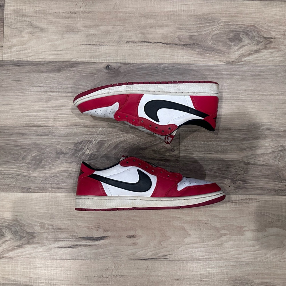 Nike Jordan 1 Retro Chicago lows (2016)